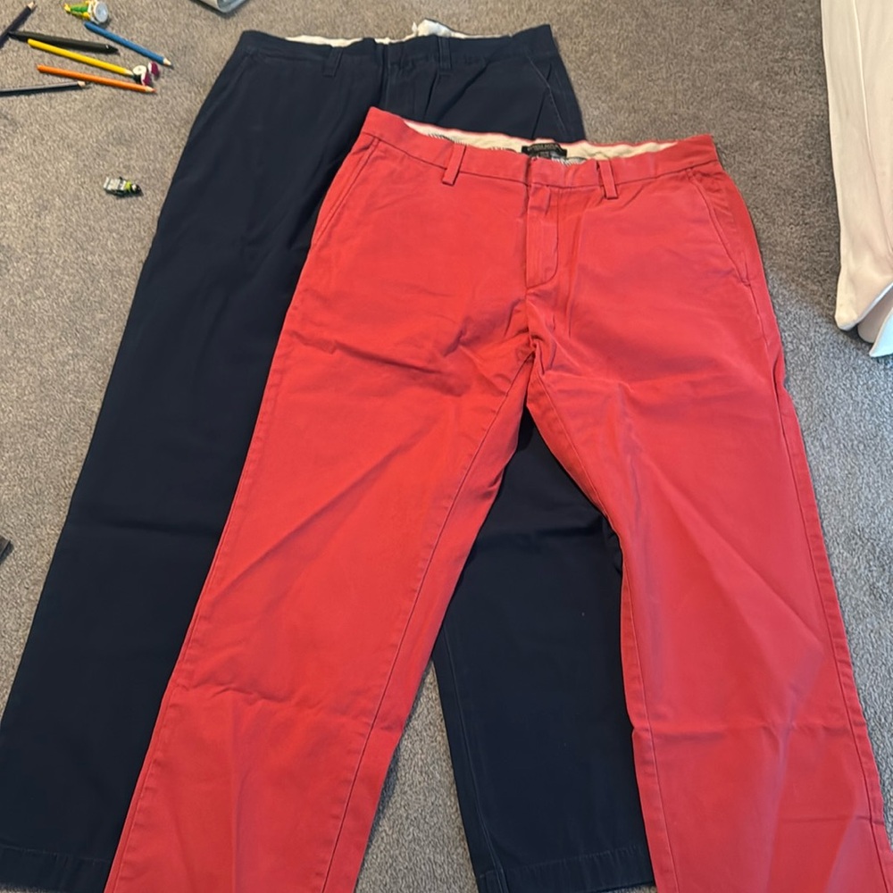 Men’s colored Chinos 33x32